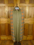 26/0796 near immaculate vintage green burberry cotton mix raincoat mac w/ detachable liner 44