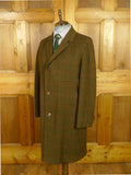 26/0823 wonderful 1960s vintage british brown gun check heavyweight twill raglan sleeve raincoat coat 42-44