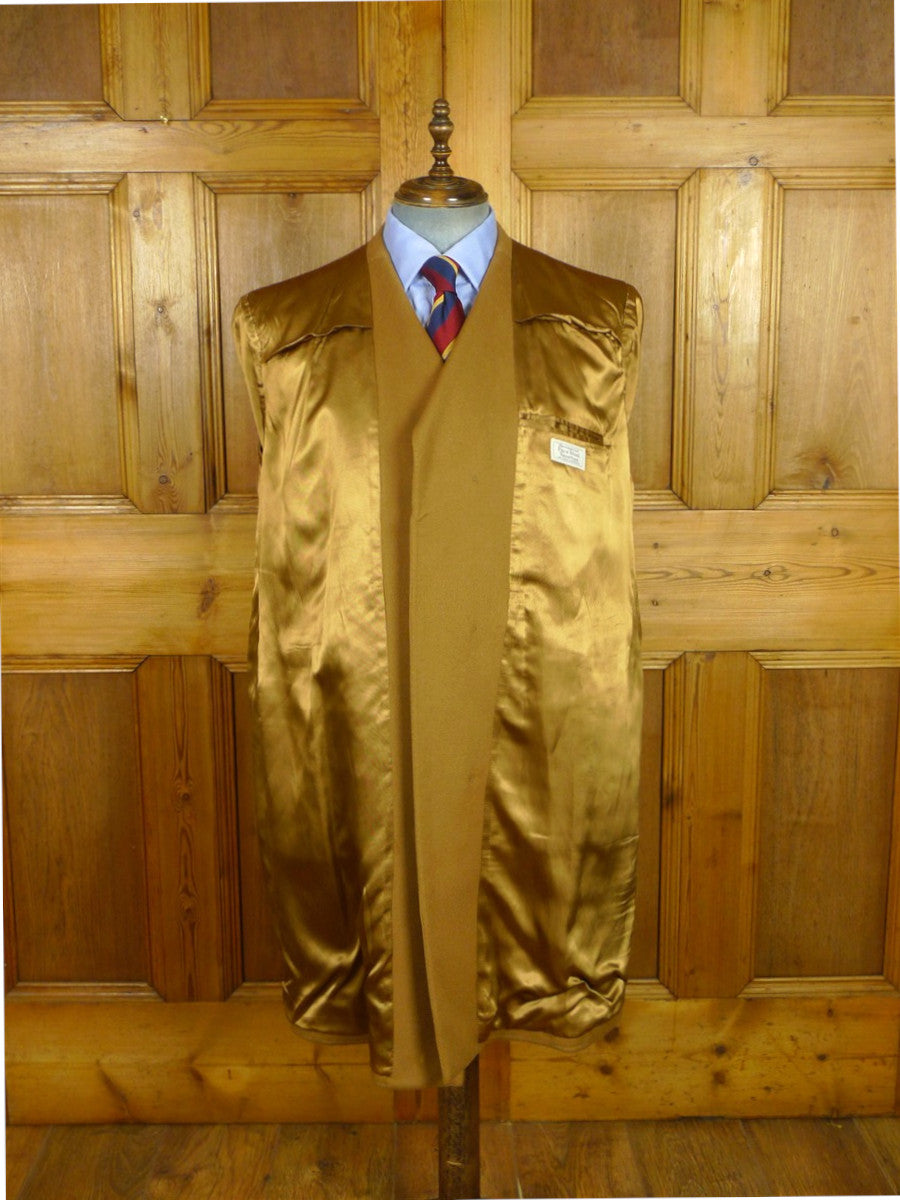 26/0825 immaculate 1980s vintage aquascutum heavyweight tan brown venetian wool fly-front coat overcoat 46 short