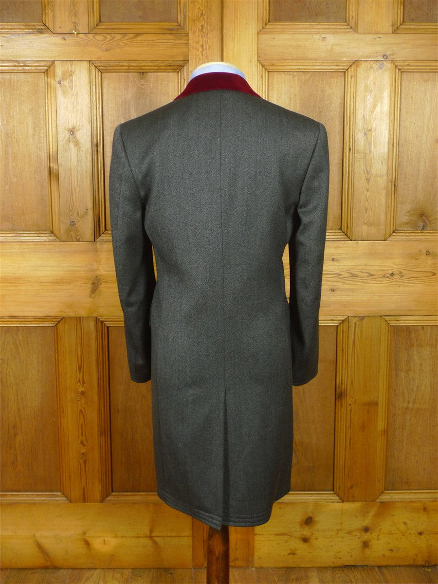 26/0815 immaculate crombie grey venetian wool covert coat overcoat w/ velvet collar (rrp £700) 36 regular