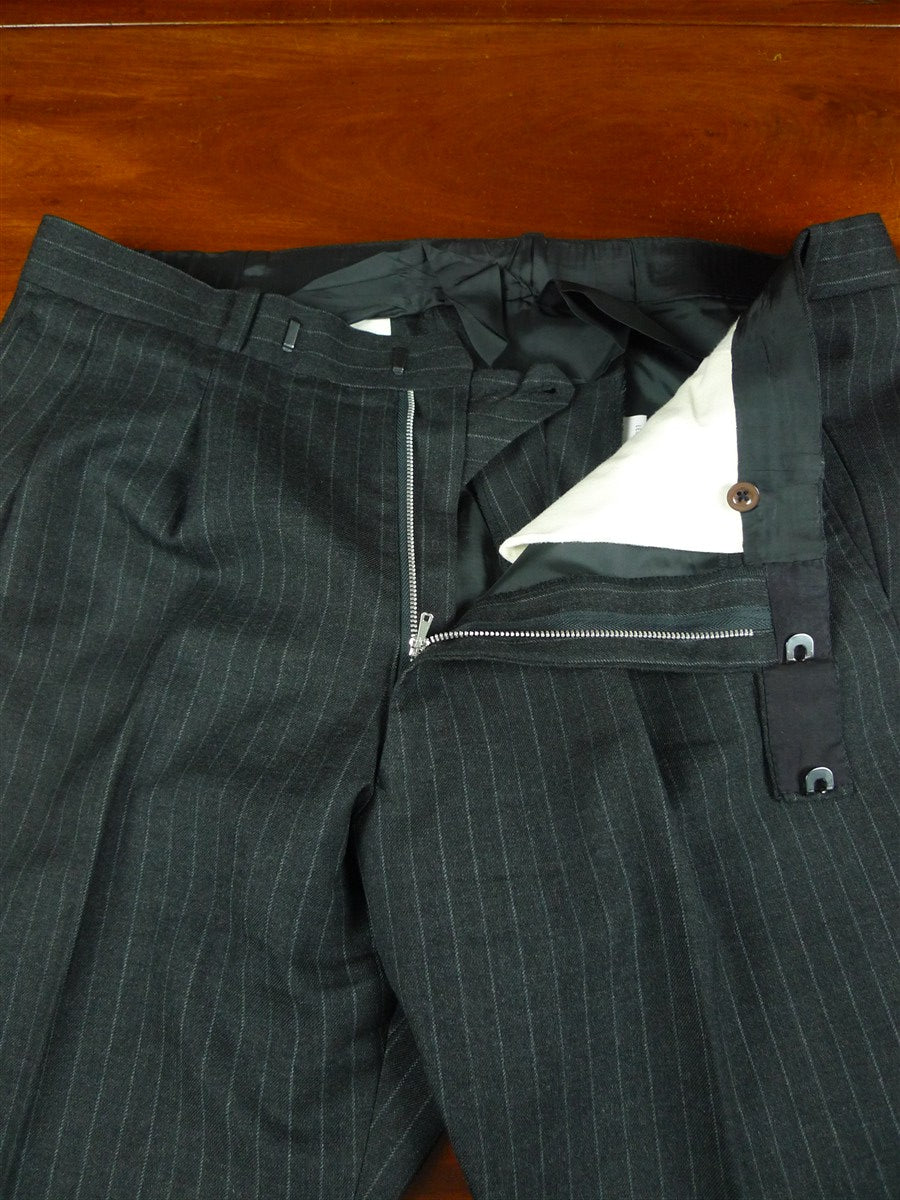 26/0828 couch & hoskin 2015 city of london bespoke pale grey rope-stripe d/b worsted flannel suit 44-45 short