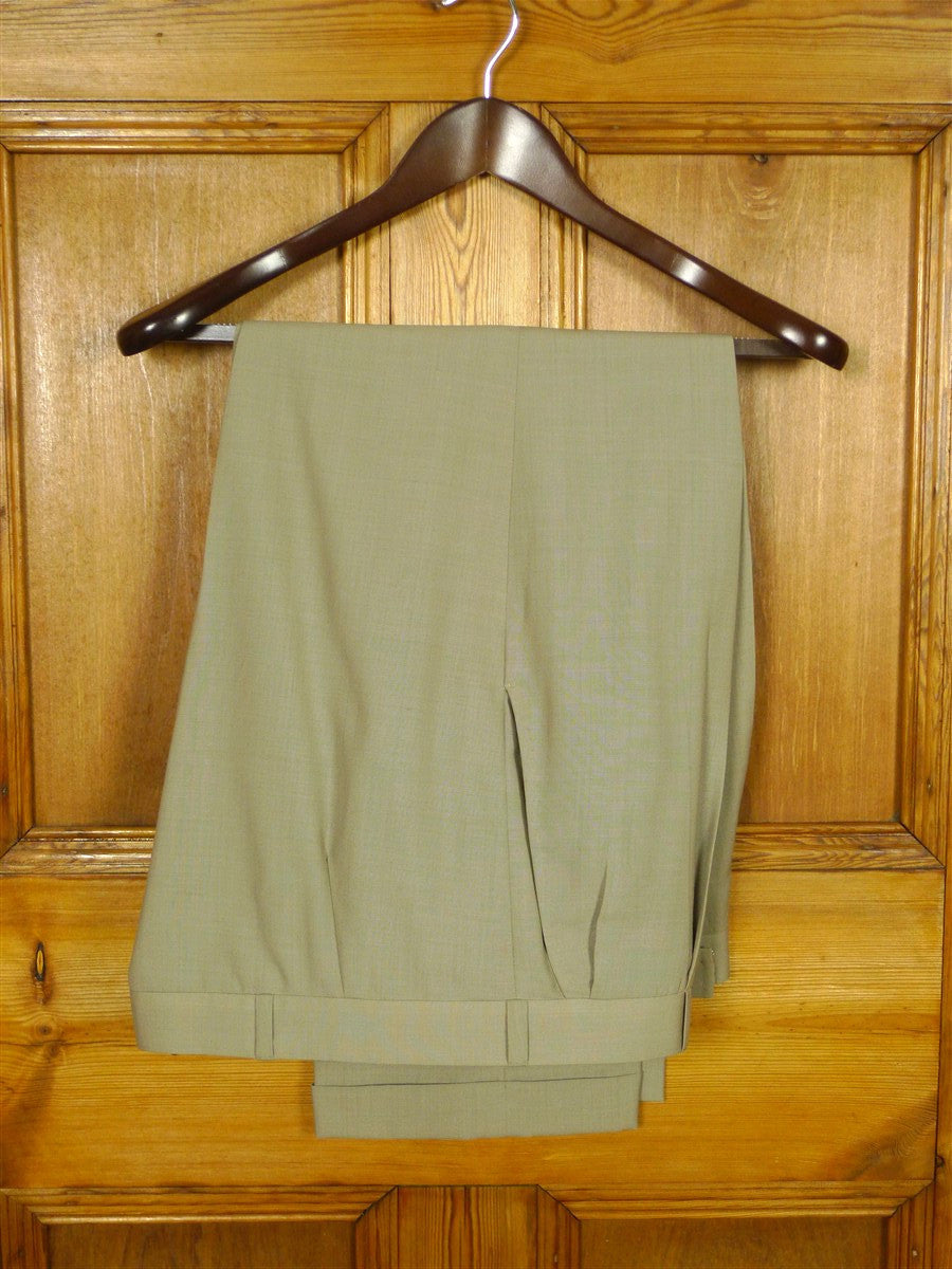 26/0827 couch & hoskin 2004 city of london bespoke pale khaki fresco weave wool suit 42-43 short