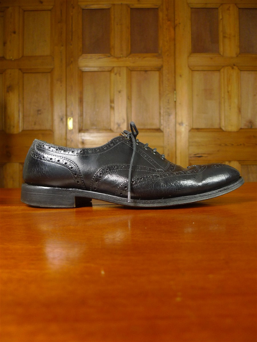26/0853 vintage tricker's northampton british black brogue leather country shoe uk 10