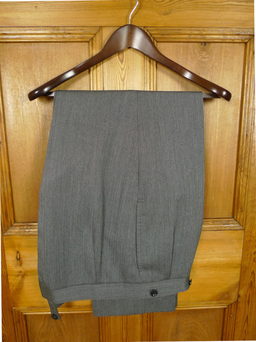 26/0848 vintage 1994 henry poole savile row bespoke grey herringbone worsted suit 44 regular