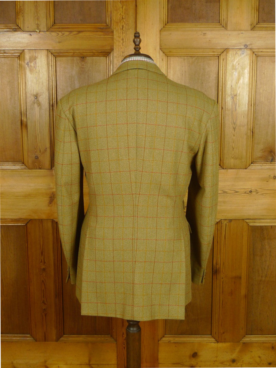 26/0833 hand tailored john g hardy alsport wp check tweed sports jacket w/ red linings 43 long
