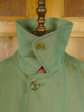 26/0857 wonderful vintage daks 2-tone green 100% cotton belted raincoat mac w/ removable red wool liner 42-44