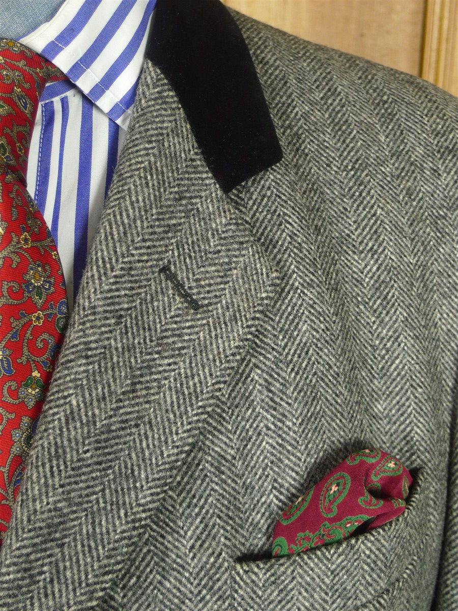 26/0859 near immaculate crombie grey herringbone wool chesterfield coat overcoat w/ velvet collar 42 regular