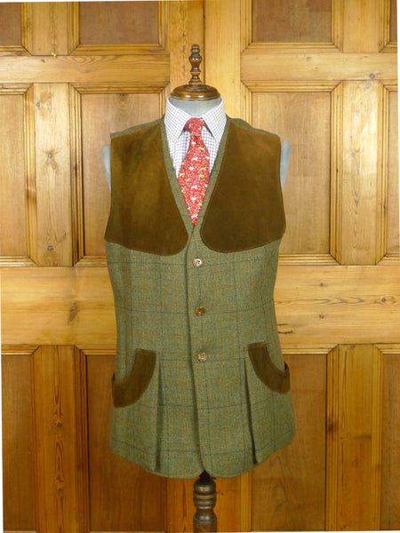 26/0870 vintage tailor-made green wp check tweed shooting waistcoat vest w/ suede facings & cotton lining 47-48 long