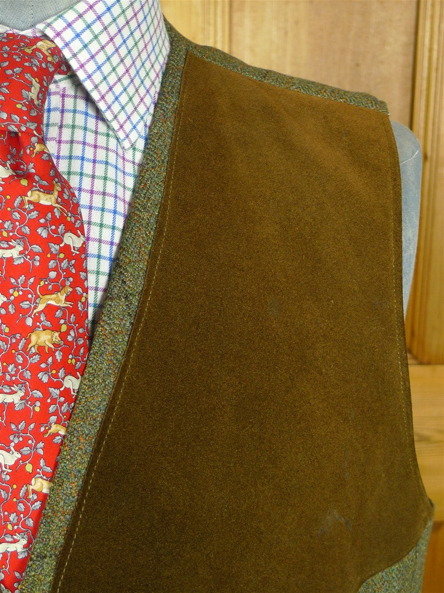 26/0870 vintage tailor-made green wp check tweed shooting waistcoat vest w/ suede facings & cotton lining 47-48 long