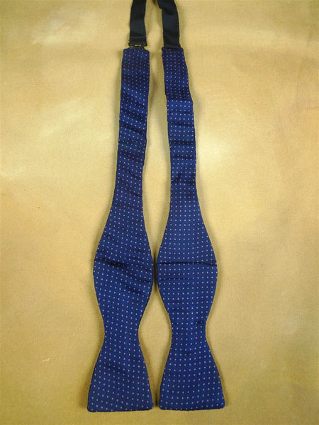 26/0884 vintage silk navy blue / grey lilac polka dot bow tie