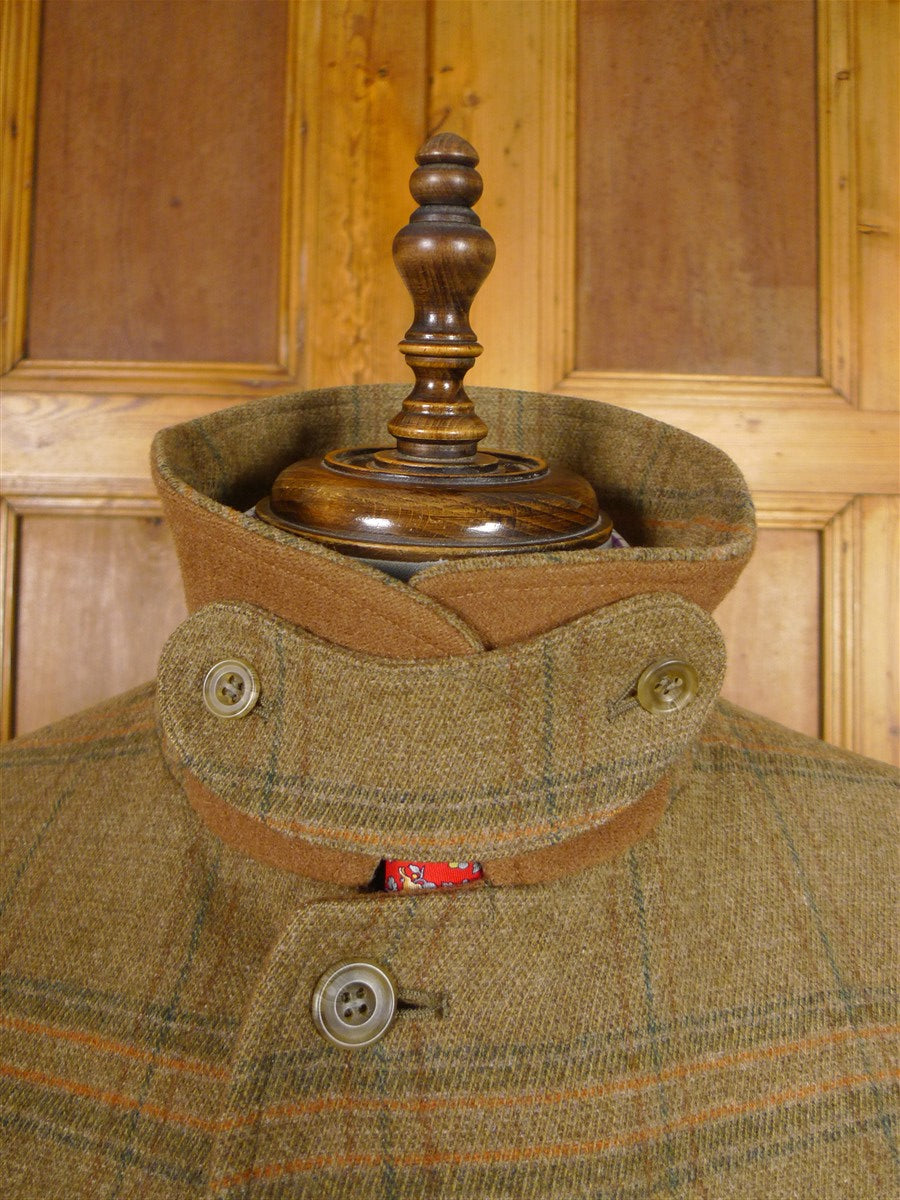26/0959 exceptional immaculate vintage invertere heavyweight wp check heavyweight twill field coat w/ ghillie collar & back strap 44 regular