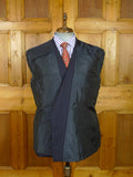 26/0956 vintage 2002 henry poole savile row bespoke navy blue pin-stripe d/b worsted & mohair suit 45 short to regular