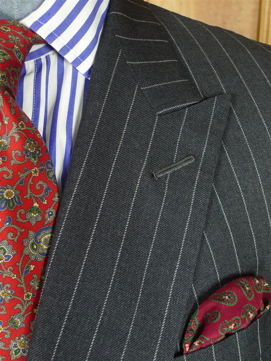 26/0957 vintage 2000 henry poole savile row bespoke grey rope-stripe d/b worsted suit 45 regular