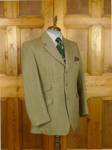 26/0973 immaculate vintage heavyweight green keepers tweed hacking jacket 43 long