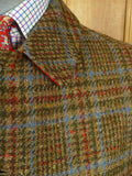 26/0982 exceptional immaculate vintage invertere tweed field shooting coat w/ action back & red wool lining 40-42