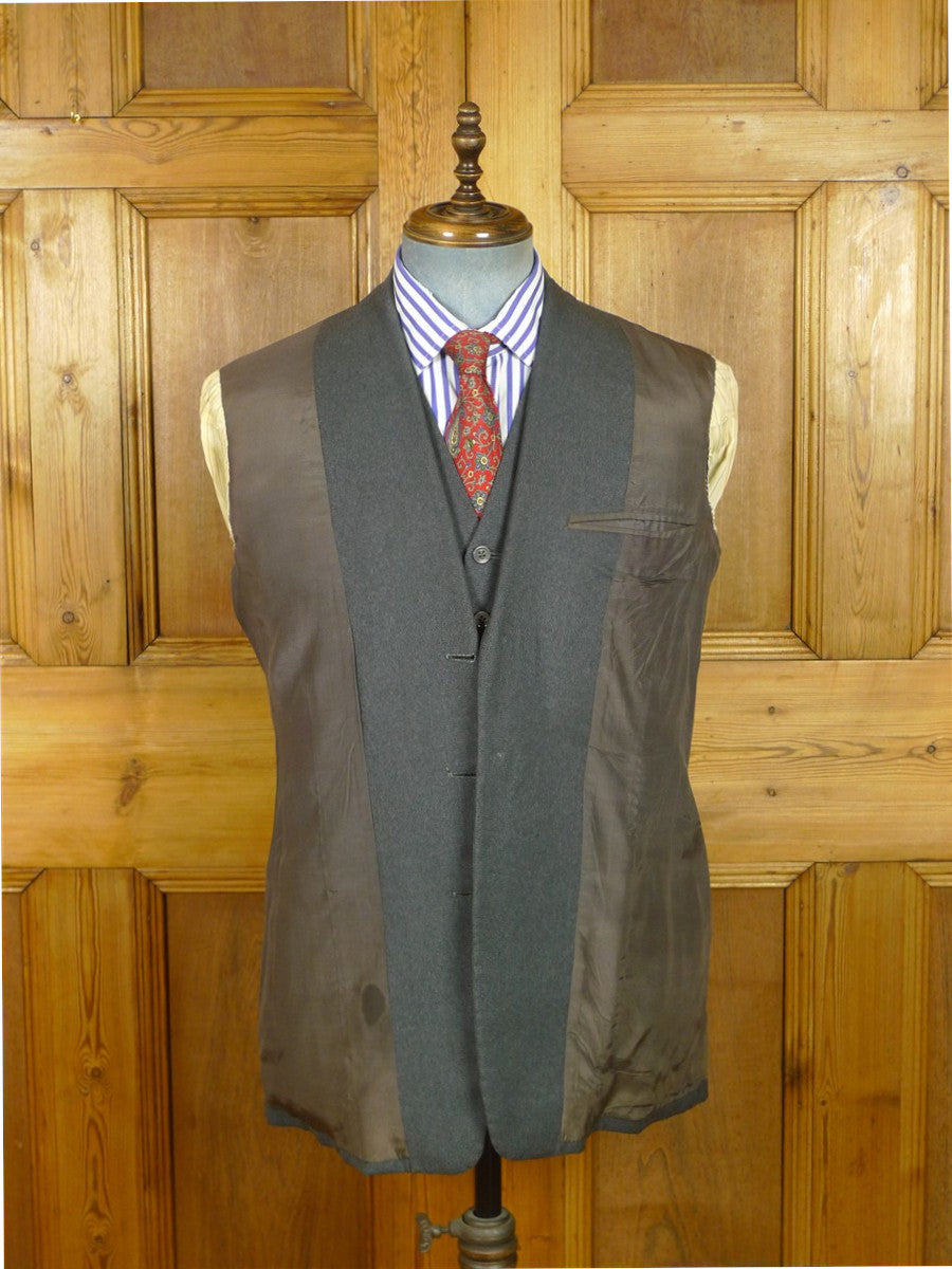26/1045 vintage 1996 dege savile row bespoke grey worsted twill suit jacket & matching waistcoat 40-41 short to regular
