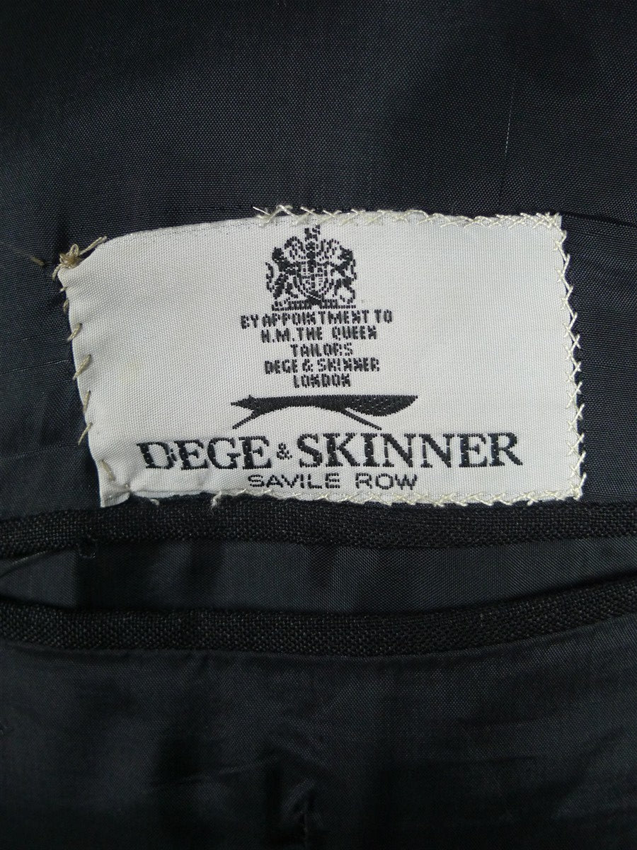 26/1057 dege & skinner 2004 savile row bespoke charcoal grey 3-button worsted suit 44 regular (portly cut)