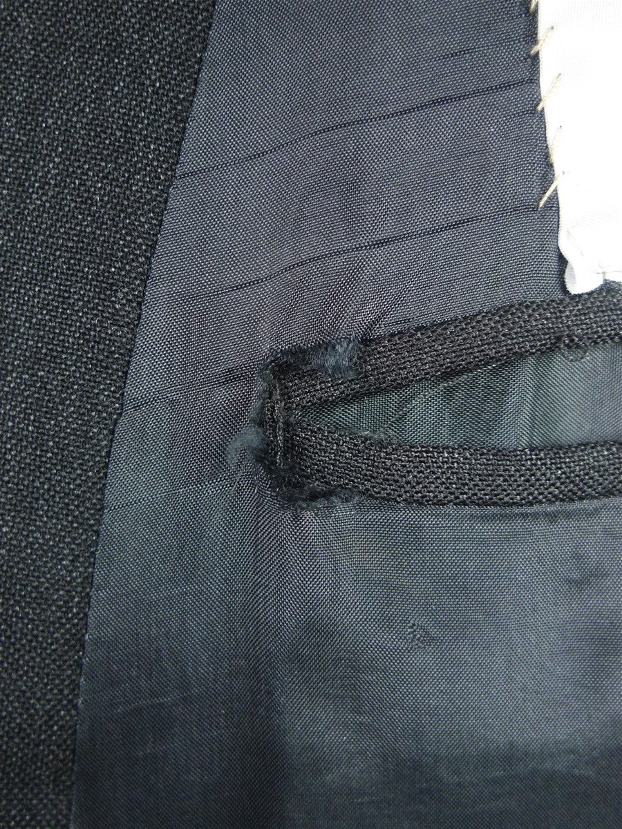 26/1057 dege & skinner 2004 savile row bespoke charcoal grey 3-button worsted suit 44 regular (portly cut)