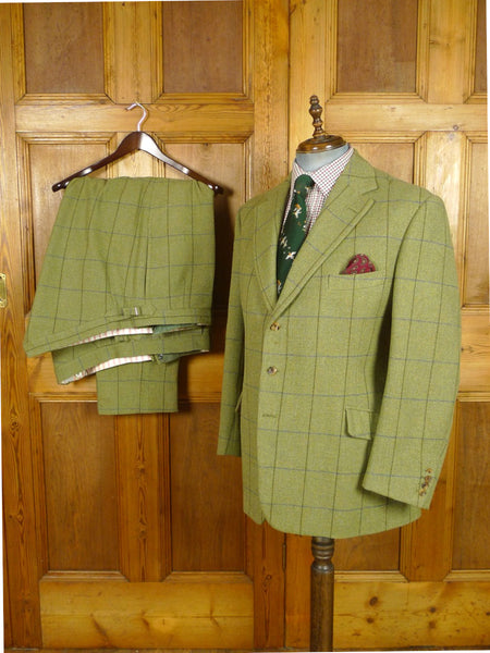 26/1082 dege & skinner 2000 savile row bespoke heavyweight green wp check tweed suit w/ trouser & breeks 45 regular