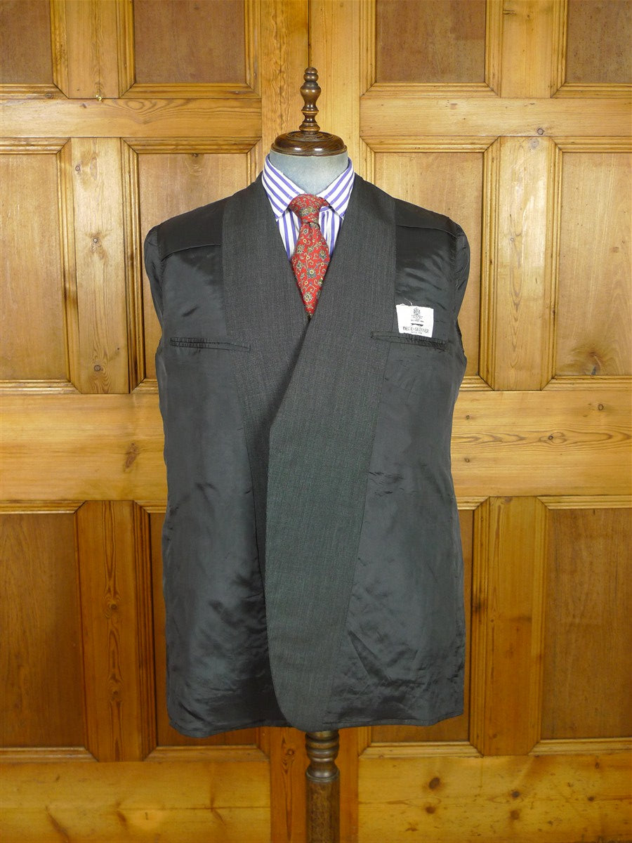 26/1087 dege & skinner 2008 savile row bespoke grey nailhead weave worsted suit 48 regular to long (portly cut)