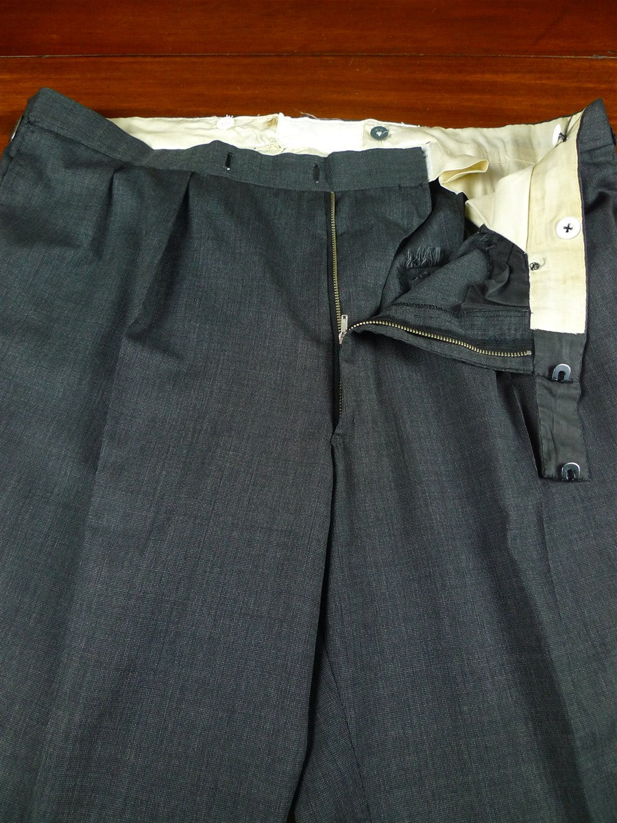 26/1087 dege & skinner 2008 savile row bespoke grey nailhead weave worsted suit 48 regular to long (portly cut)