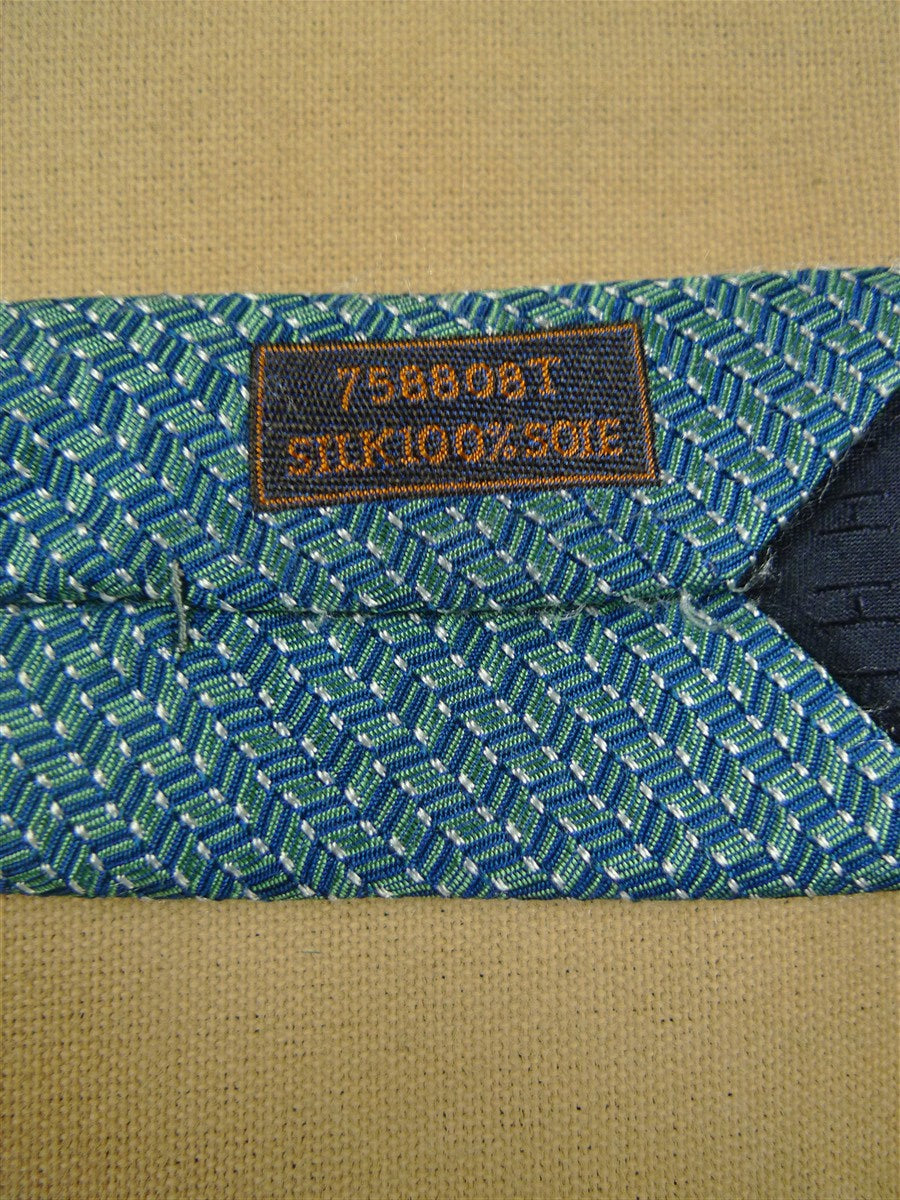 26/1072 immaculate hermes green / blue chevron pattern silk tie 758808T