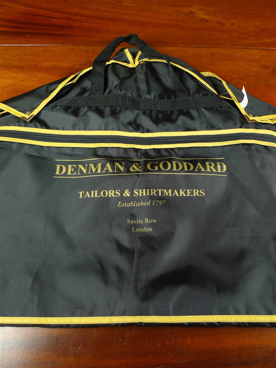 26/1122 immaculate denman & goddard savile row bespoke black & gold suit bag carrier
