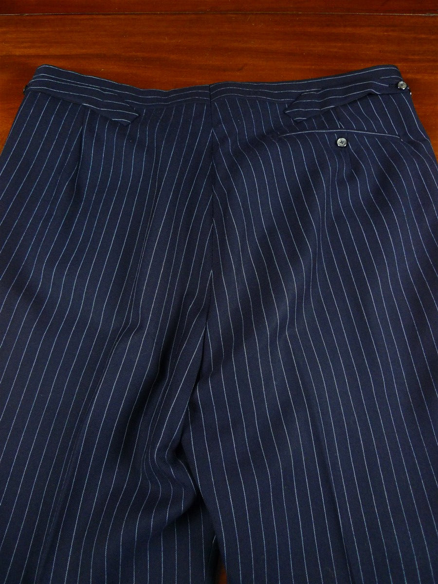 26/1117 near immaculate 1989 vintage savile row bespoke navy blue pin-stripe d/b worsted suit 42 regular to long