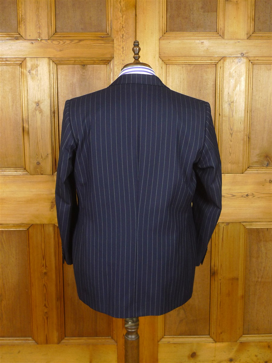 26/1132 vintage airey & wheeler savil row bespoke navy blue pin-stripe heavyweight worsted 3-piece suit 46 short