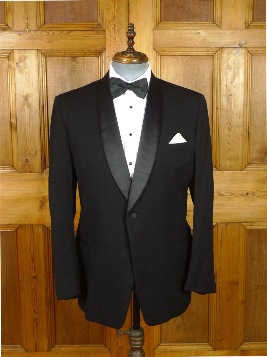26/1138 vintage 1960s oxford street london black barathea wool dinner jacket w/ textured satin shawl lapel 41-42 regular